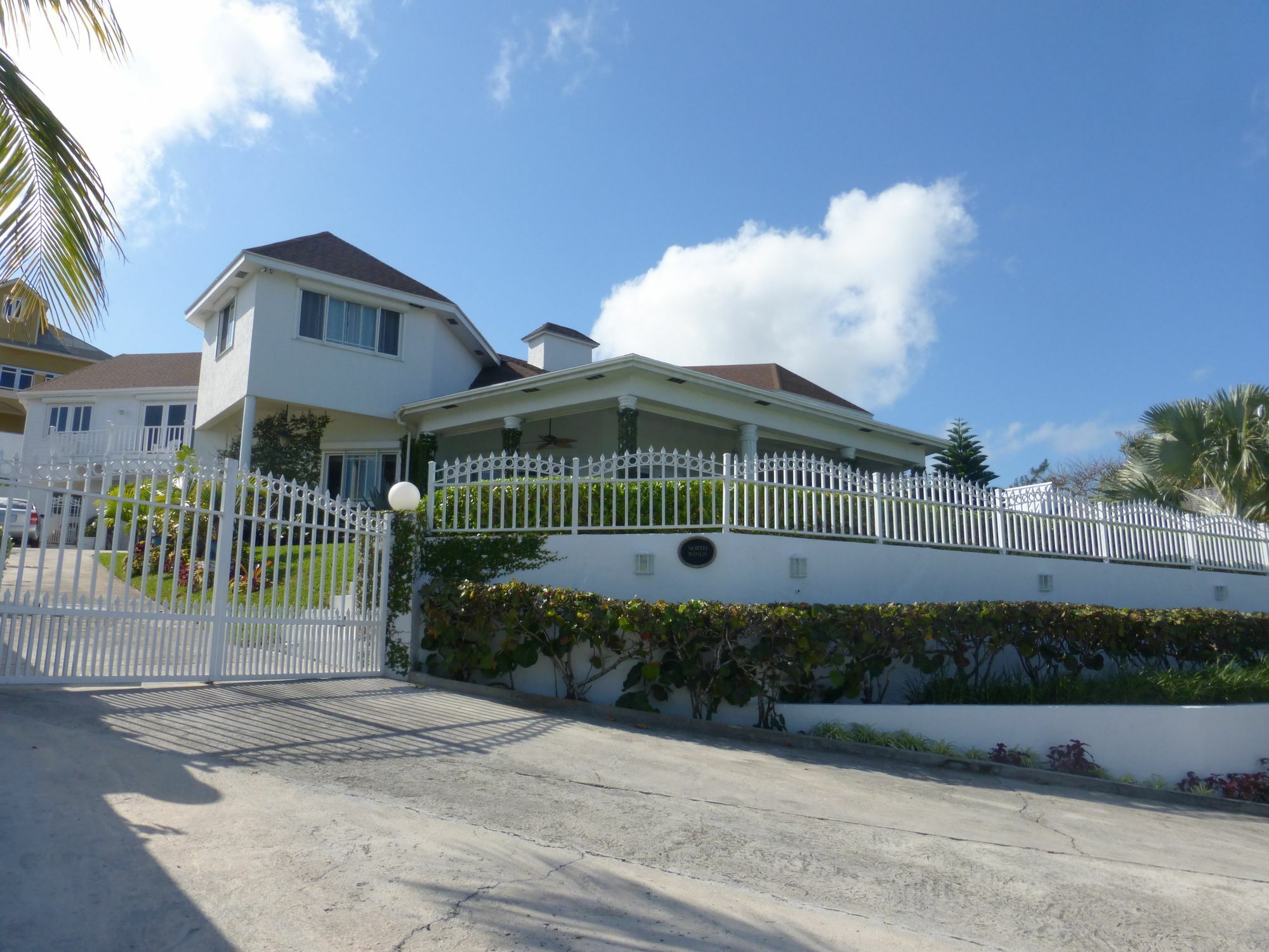 Four Bedroom Oceanfront Villa Nassau Ngoại thất bức ảnh